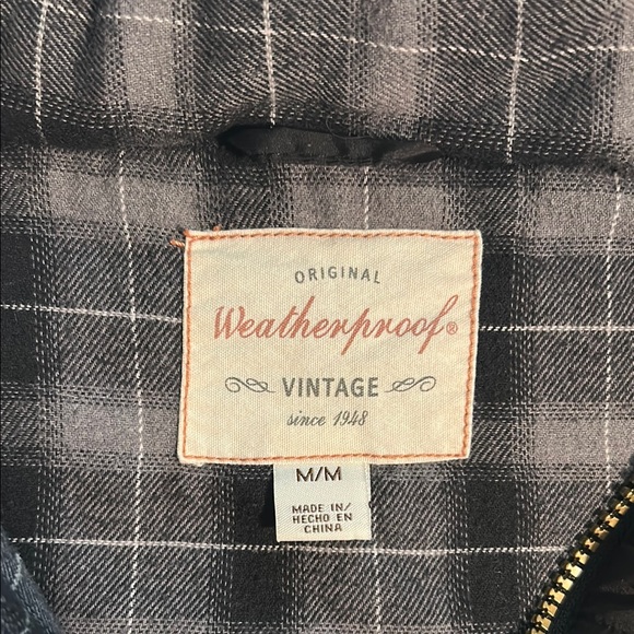 Weatherproof Black Puffer Vest - Picture 2 of 9